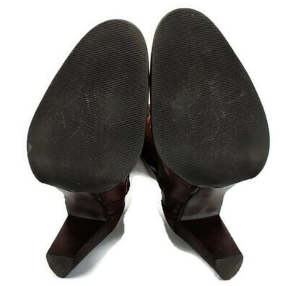 Mariana II Brown Lace Up Wing Tip Boots. Size: 5.5 - Picture 10 of 10